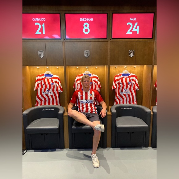 Meet your Posher, Ethan - Picture 5 of 12